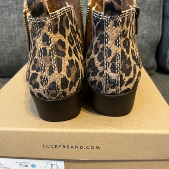 Lucky Brand booties *New in Box size 7.5 - Picture 5 of 6
